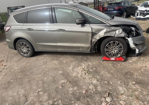 Ford S-Max cena 33300 przebieg: 158000, rok produkcji 2016 z Kościan małe 781